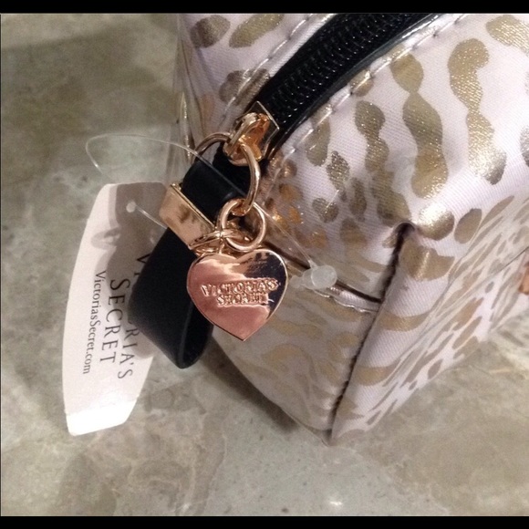 SOLD Victoria Secret Cosmetic Bags/Bundle - Picture 3 of 8